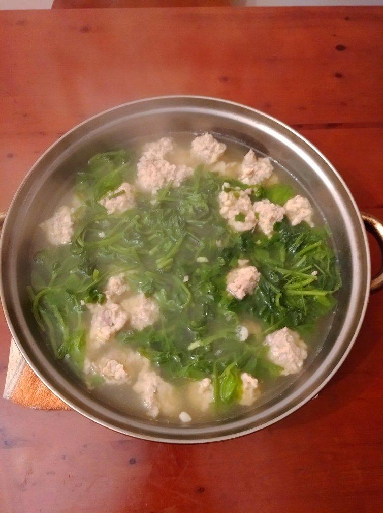 小白菜丸子汤