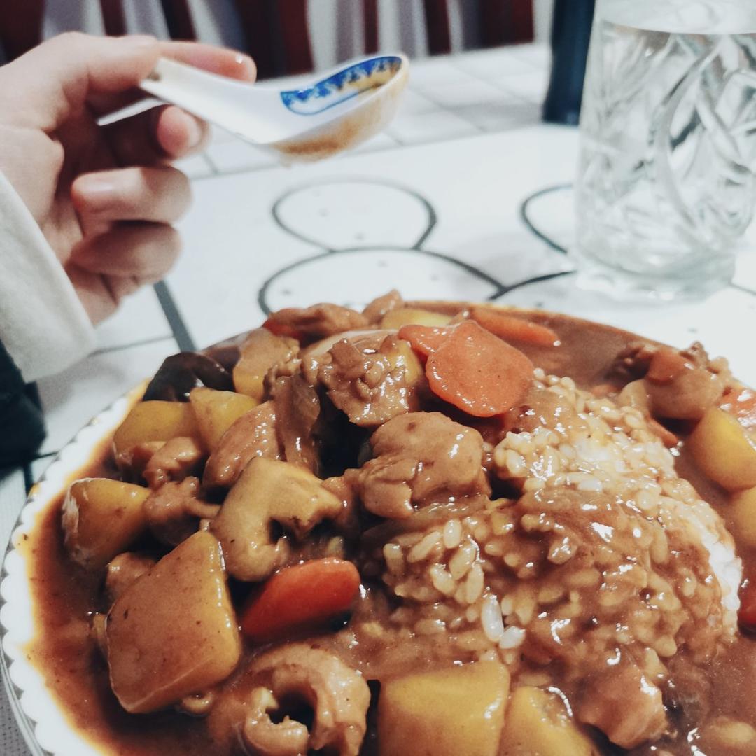 咖喱鸡肉饭