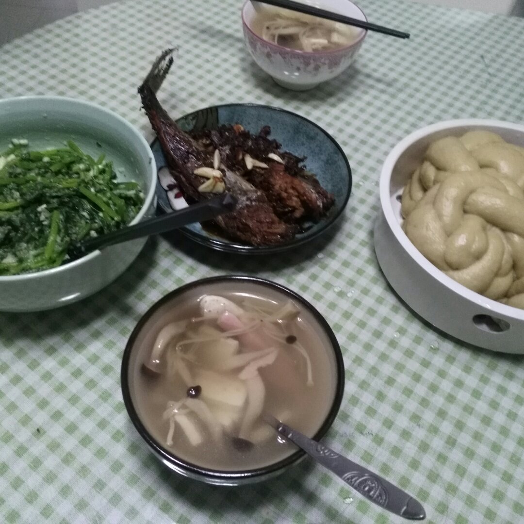粉蒸茼蒿