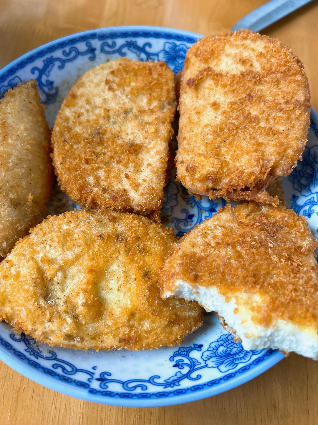 酥脆炸馒头片