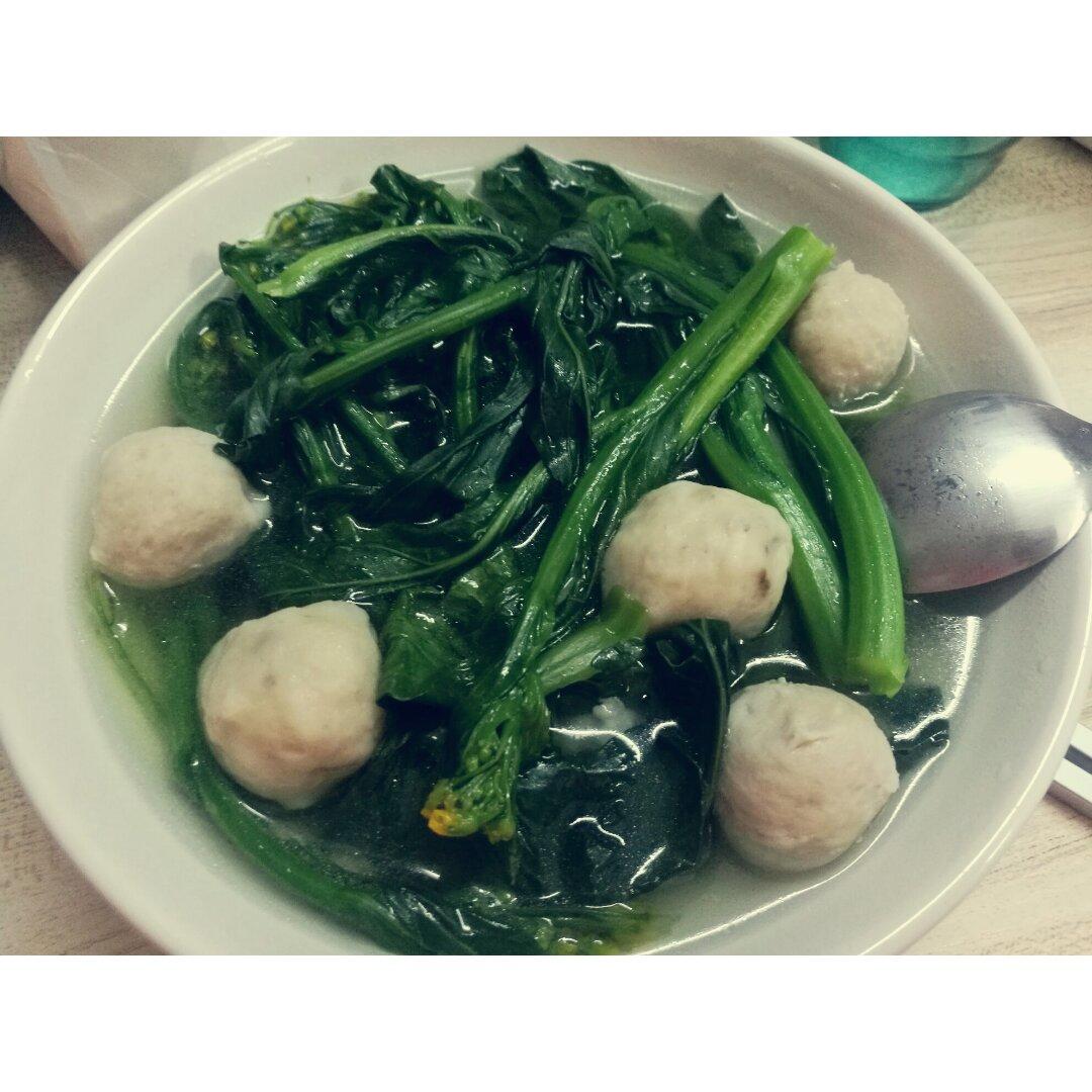青菜肉丸汤
