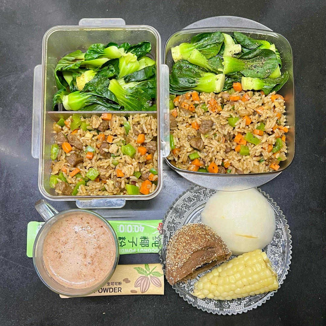 黑椒牛肉炒饭