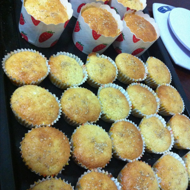 蜂蜜脆皮小蛋糕