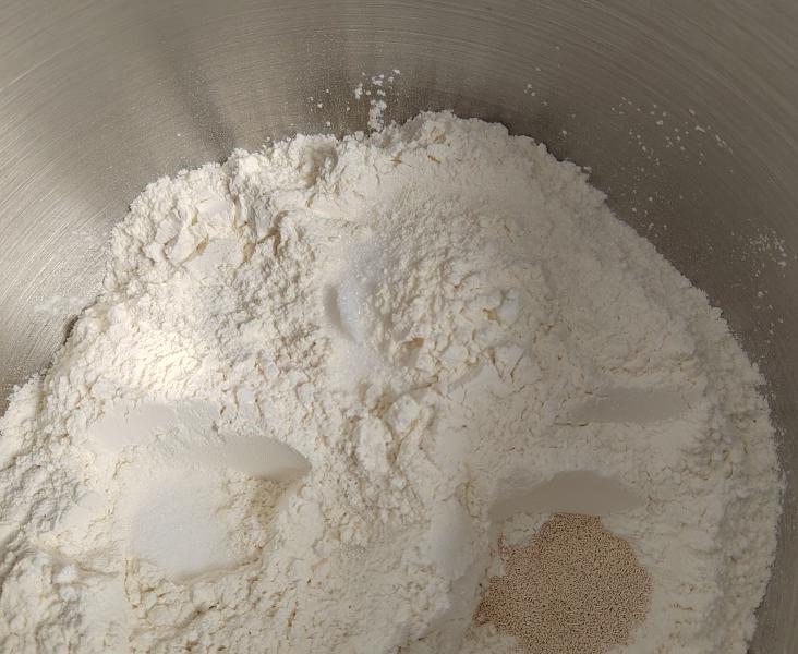 纯奶手撕吐司的做法 步骤1