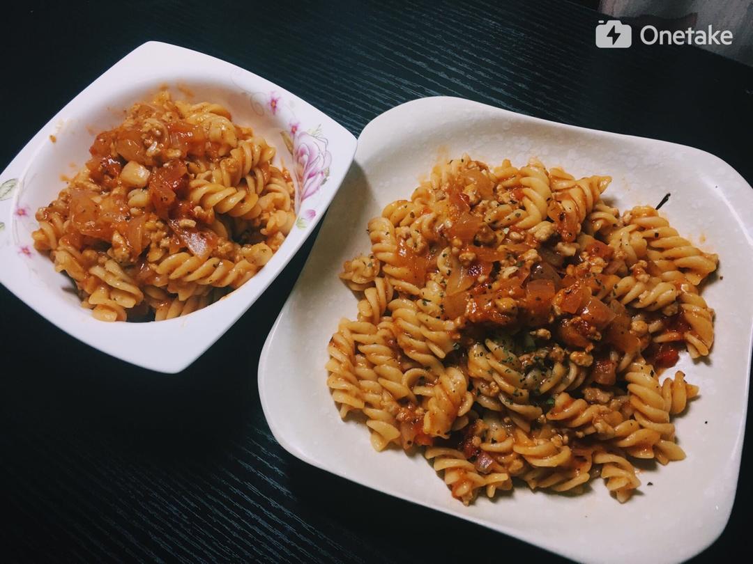 【番茄肉酱意面】