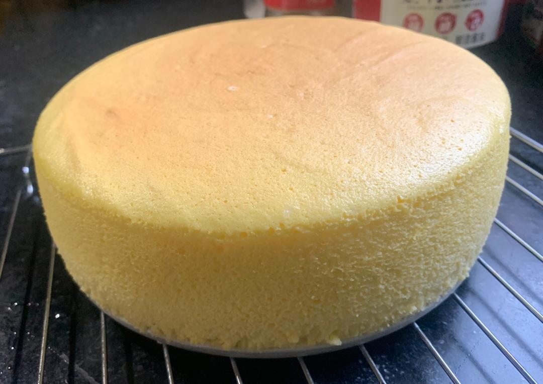 不开裂不回缩不掉皮的酸奶水浴法蛋糕