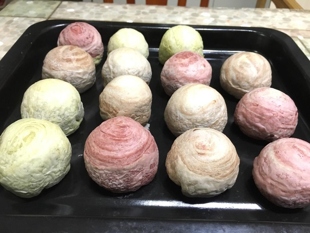 蛋黄酥~紫薯、抹茶、原味~花好月圆，中秋快乐~内附一次做六色蛋黄酥方法~
