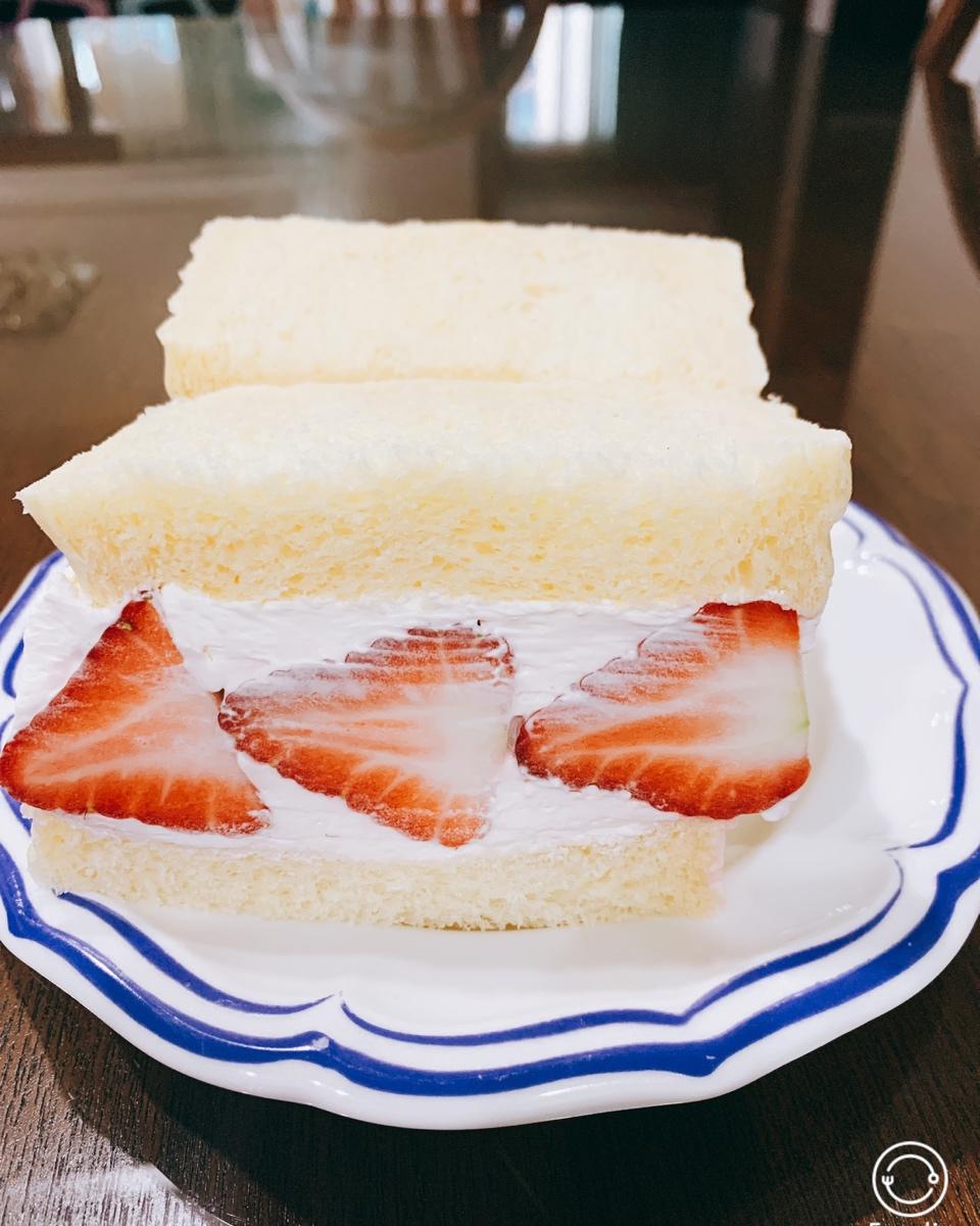【视频】奶油草莓三明治