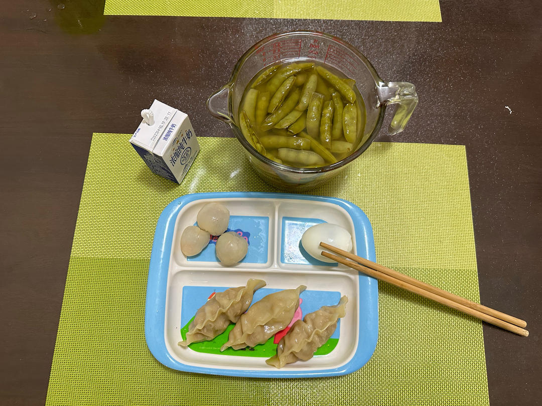极度挑食儿童的早餐记录