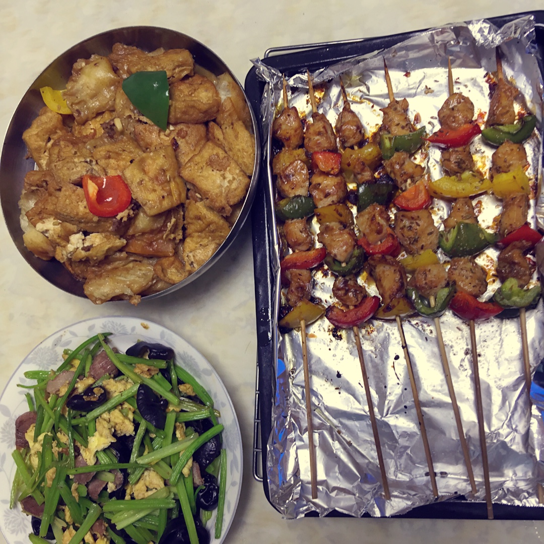 酱烤彩椒鸡肉串