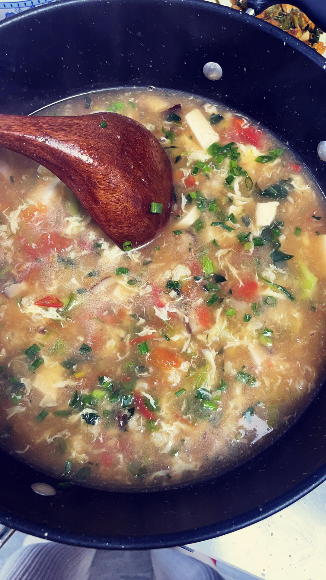 豆腐鲜虾菇菌汤