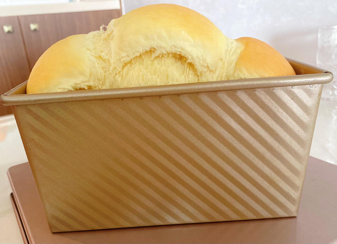 奶香纯粹的重料淡奶油吐司