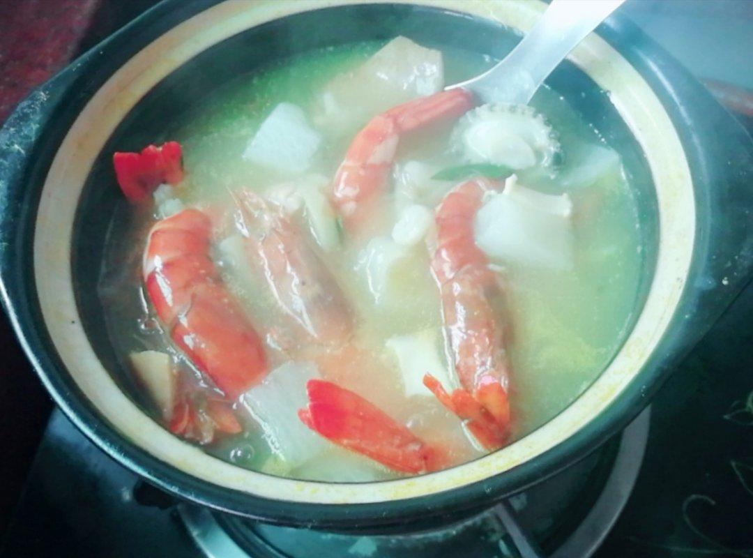 海鲜粉丝杂锅