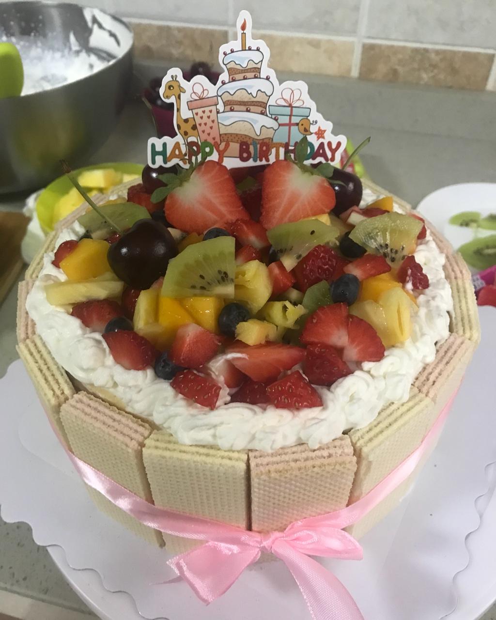 生日蛋糕教程【威化饼干围边】