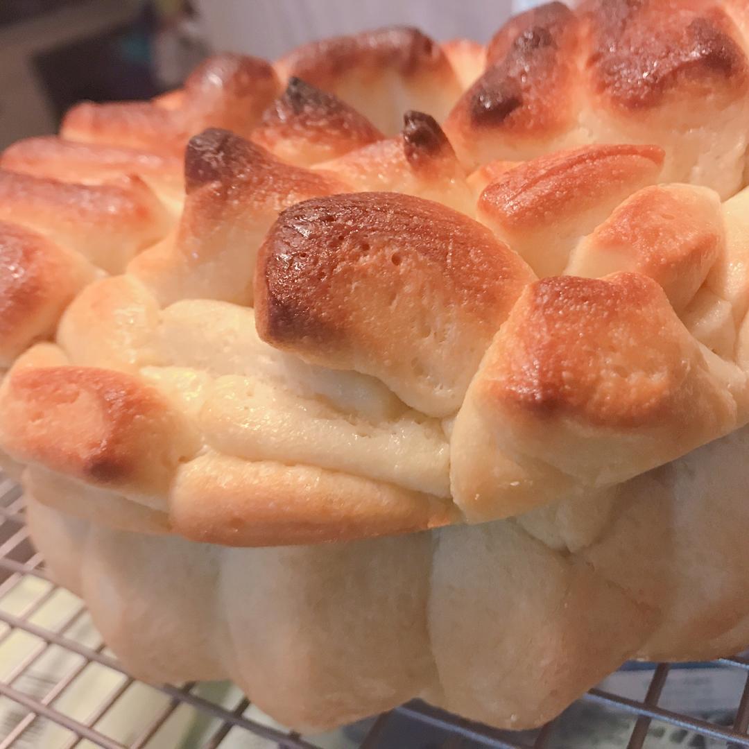 日式香浓炼乳面包