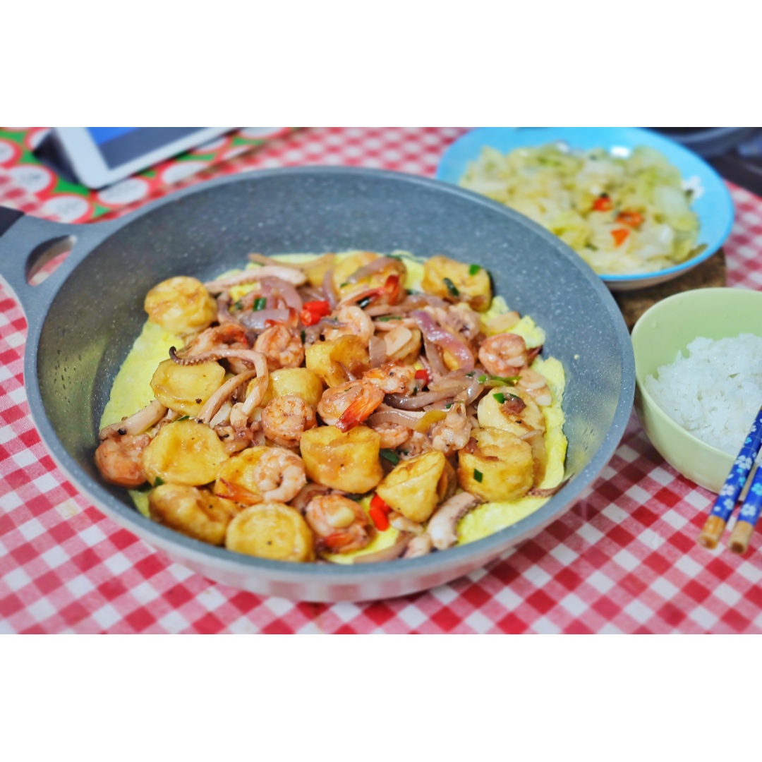 铁板海鲜日本豆腐 Seafood with Japanese Dofu