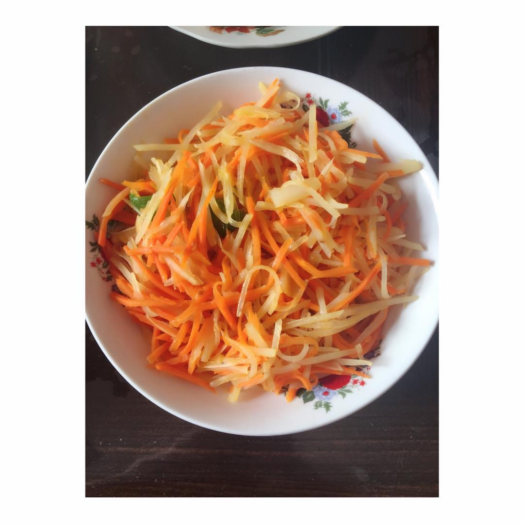 炒胡萝卜土豆丝