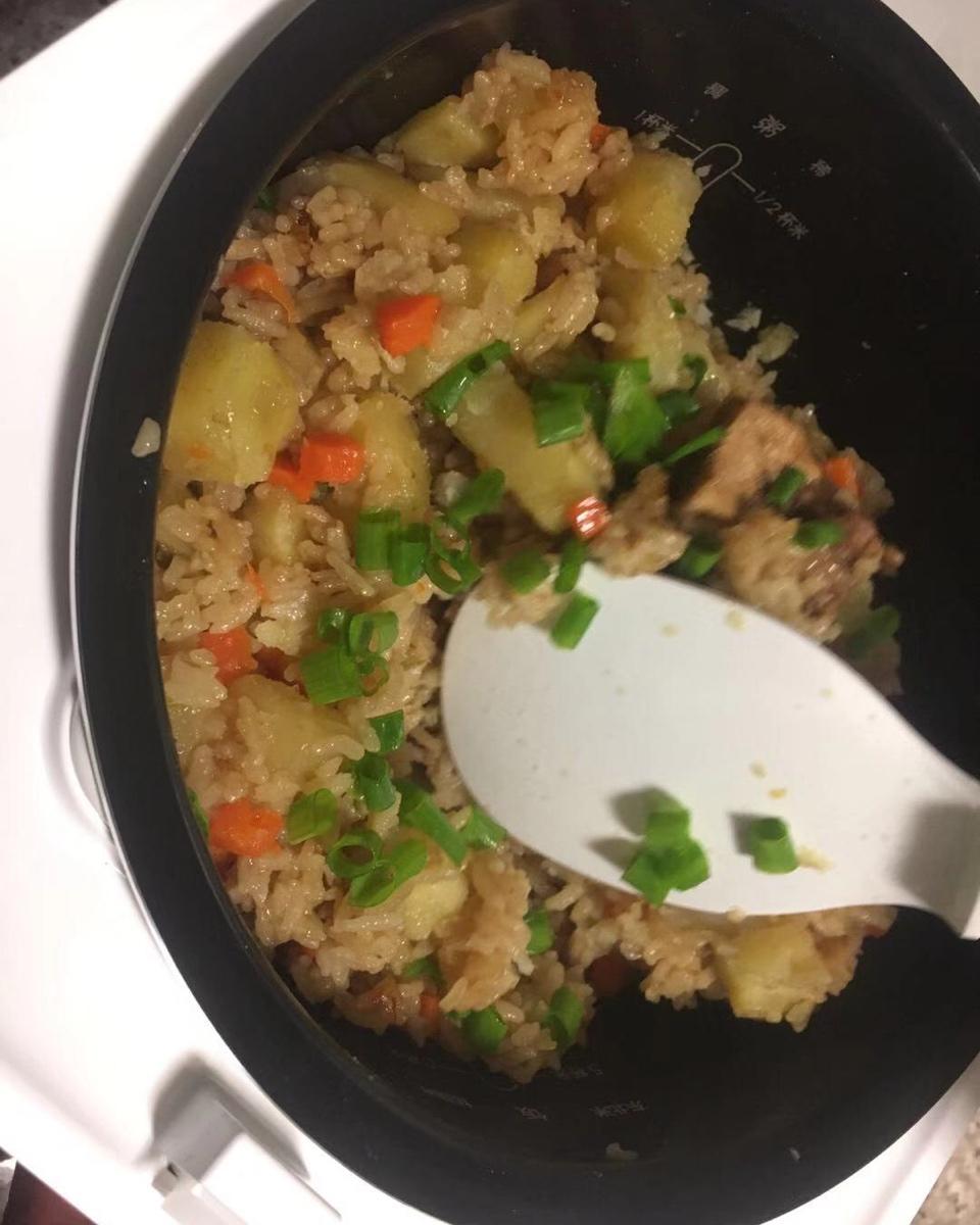 电饭煲 电饭煲排骨饭 右手木子做的电饭煲排骨饭 右手木子