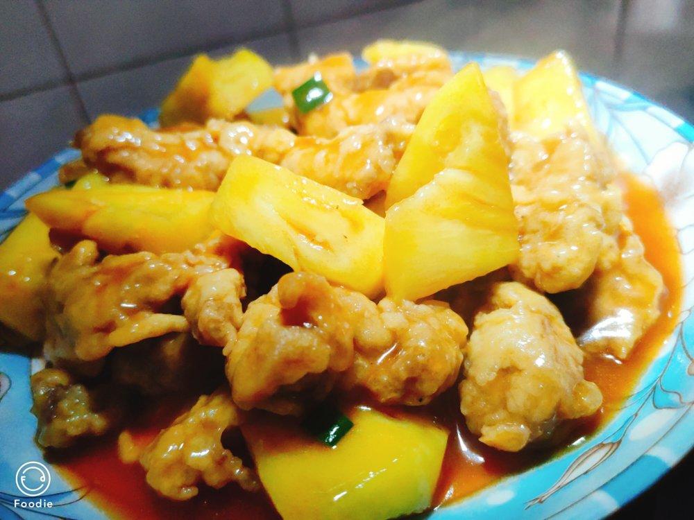 菠萝咕噜肉