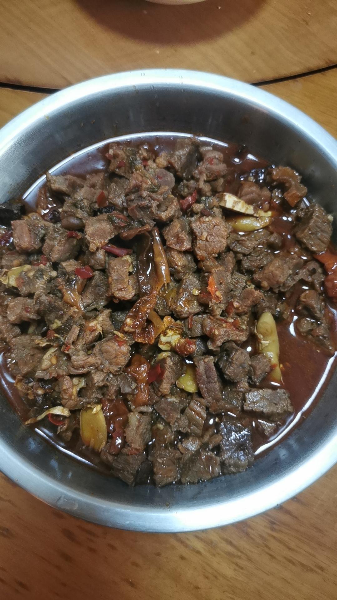 香辣牛腩煲