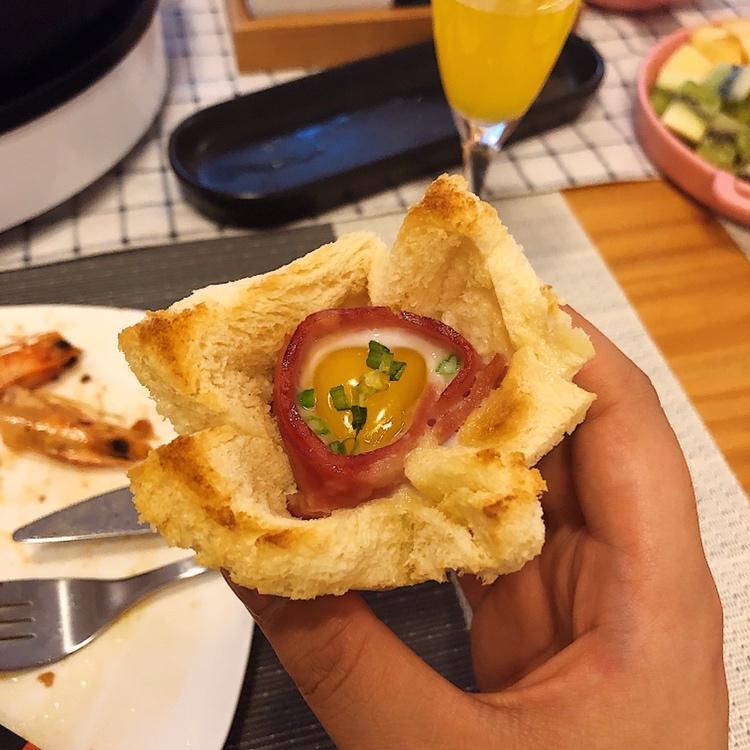 培根鸡蛋吐司杯