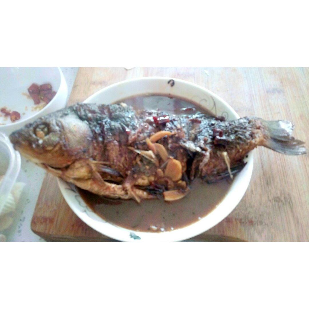 红烧鲫鱼