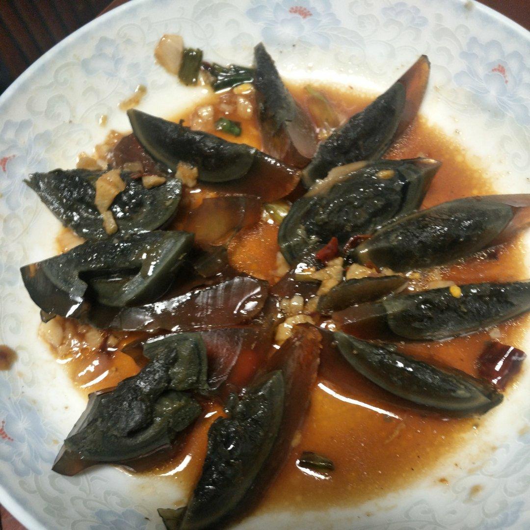 凉拌皮蛋