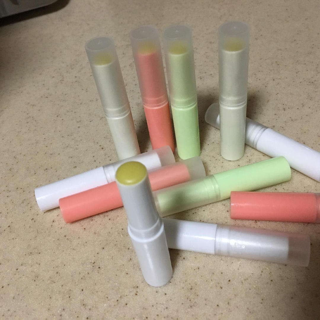手作椰香唇膏