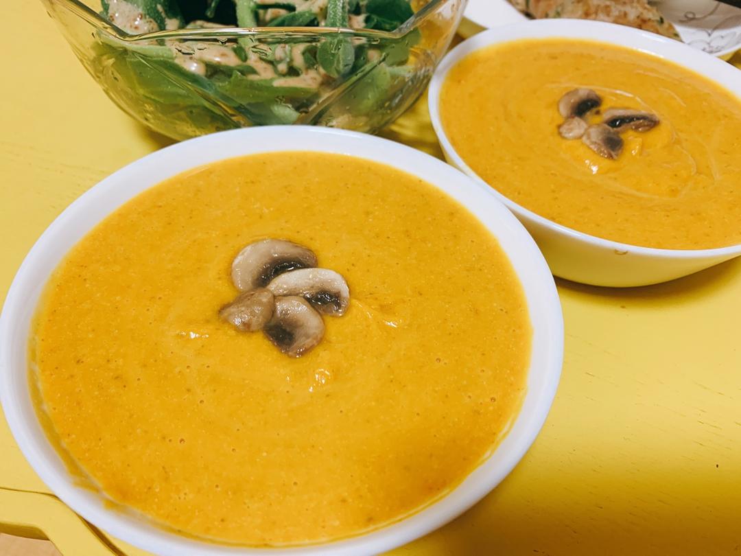 好喝到晕厥的🎃南瓜浓汤