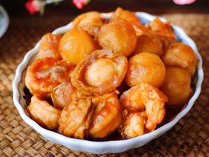 鲍鱼小土豆烧虾球，年夜饭最爱海鲜菜的做法 步骤17