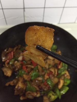 超级简单下饭的回锅肉（家常做法)的做法 步骤6