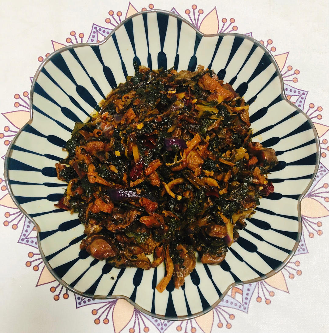 酸菜鸡杂
