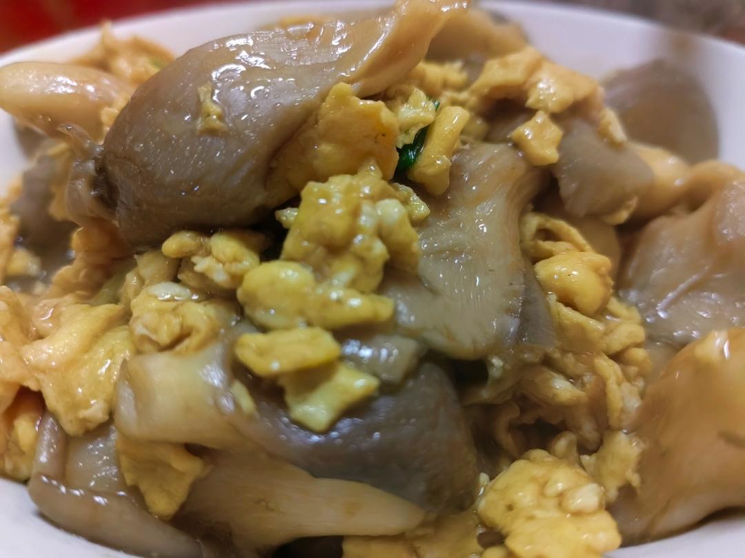 比肉好吃的平菇炒鸡蛋