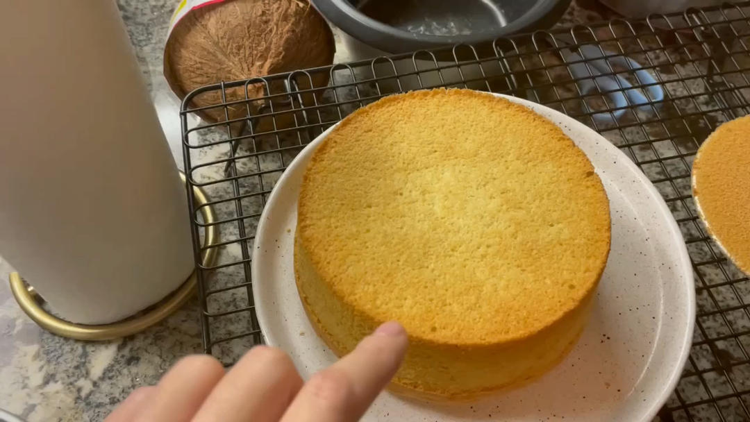 超柔软6寸戚风蛋糕(附8寸配方)零失败 超详细‼️含操作视频