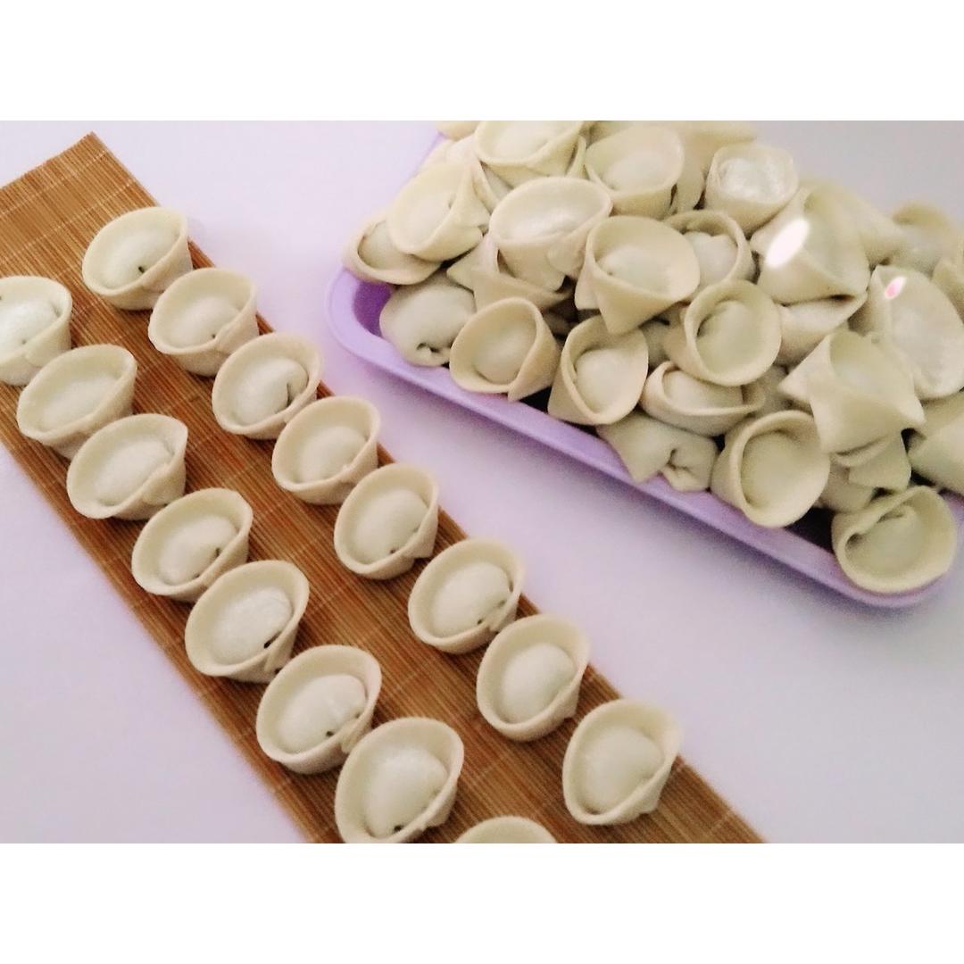 元宝馄饨的包法