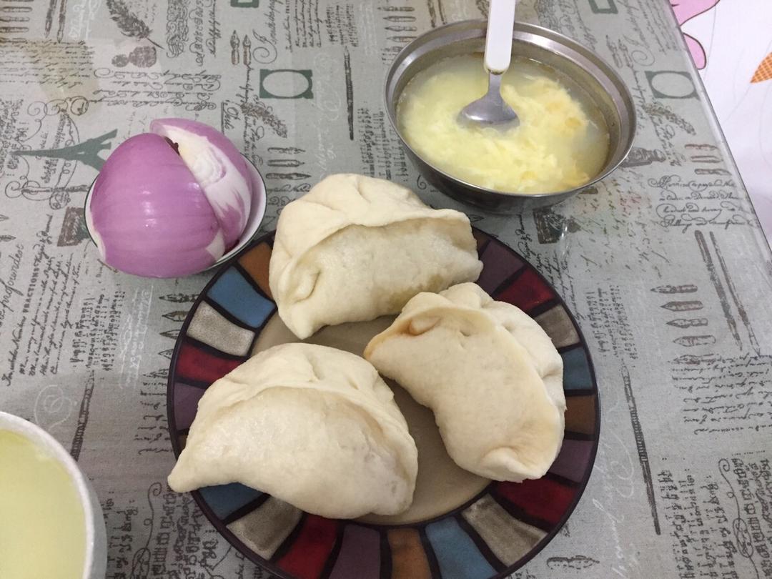 韭菜鲜肉包子