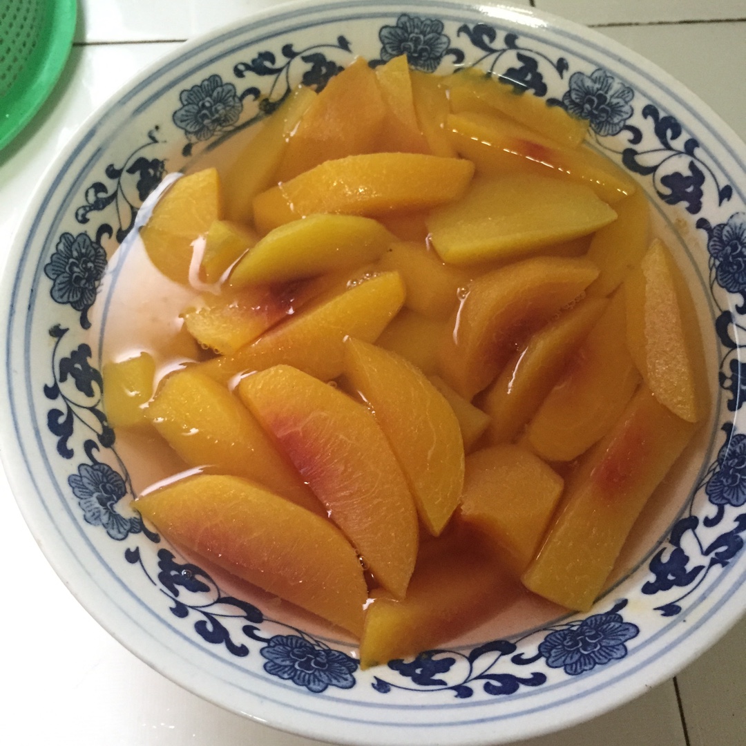 黄桃罐头