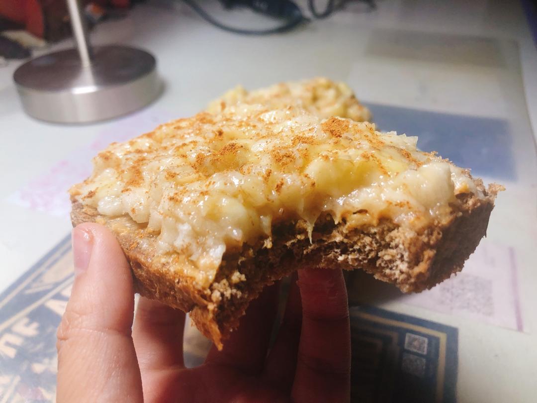 香蕉泥花生酱三明治（我的食欲稳定器）| 健康·三餐