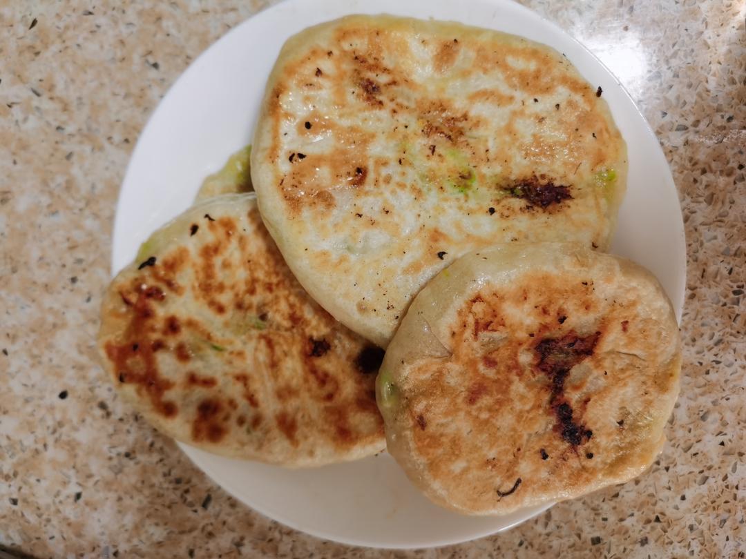 皮薄如纸的韭菜馅饼|免揉面法
