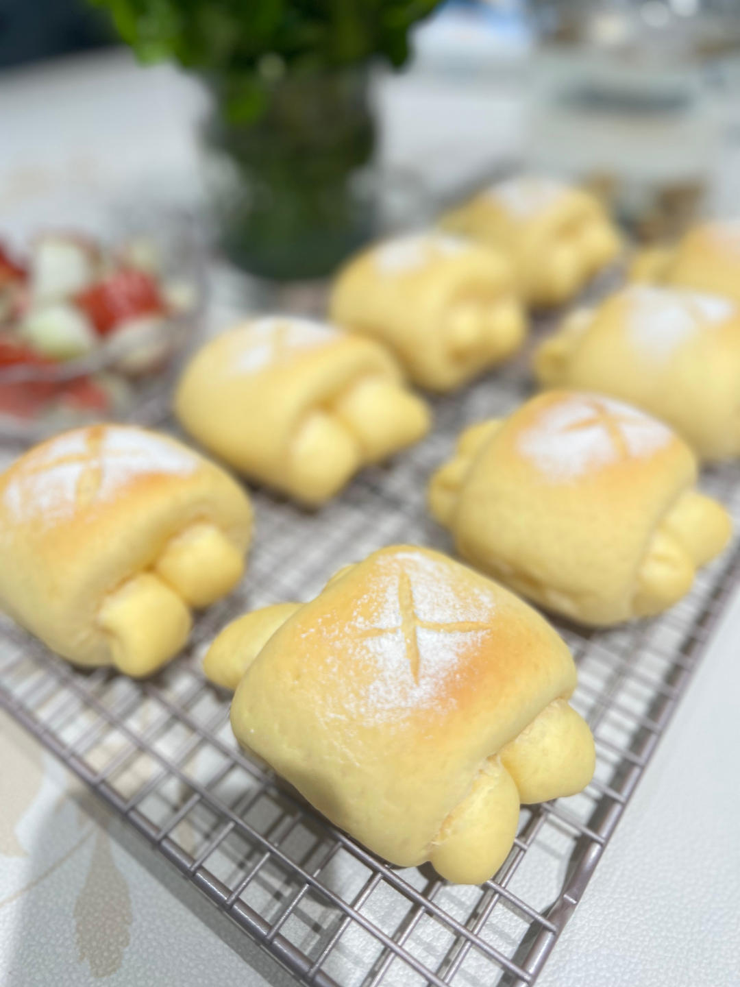 牛奶面包卷【3月北鼎烤箱食谱】