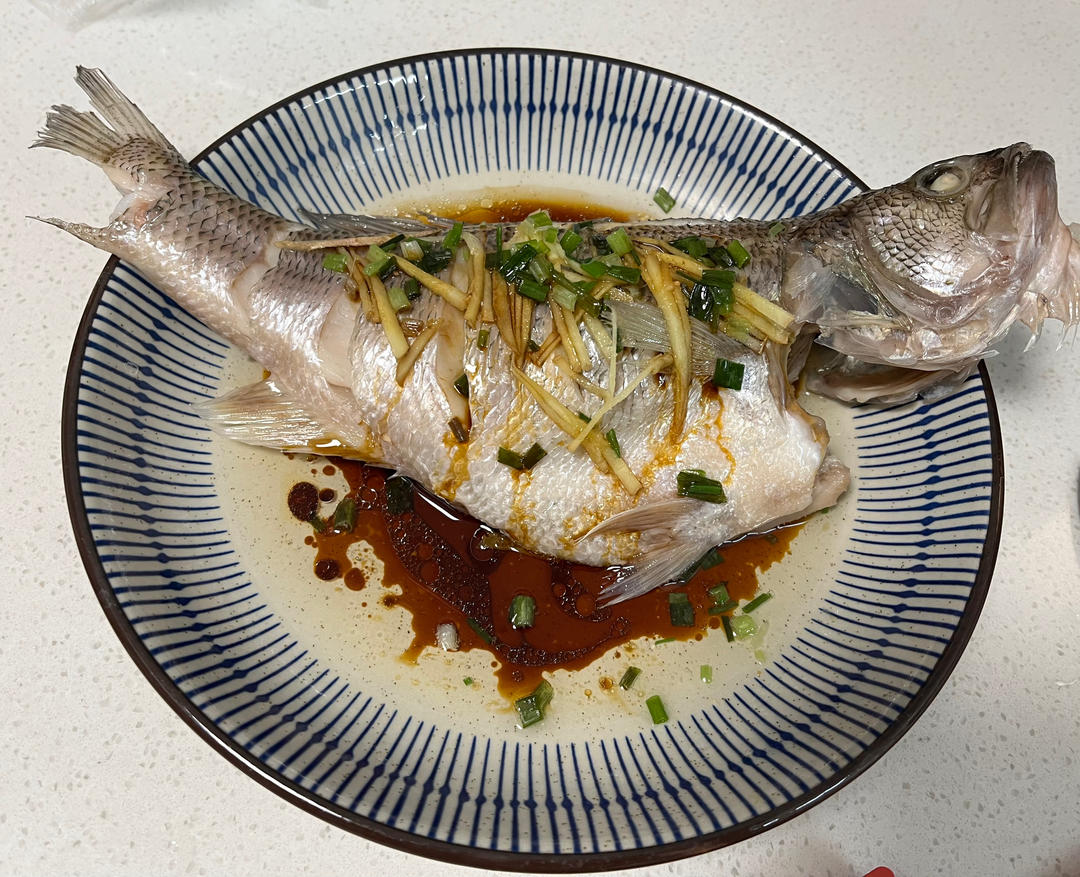 清蒸鲈鱼