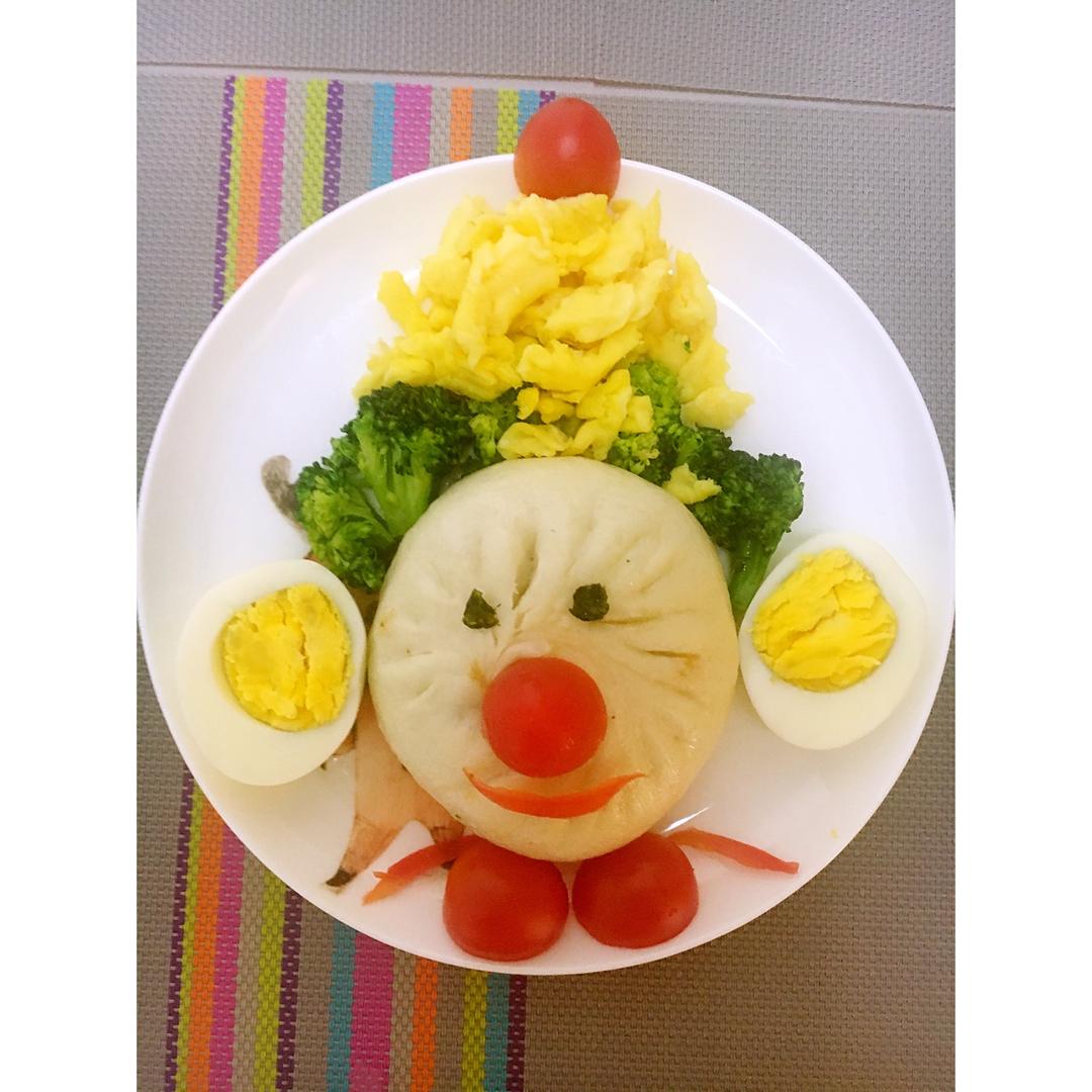 小丑趣味早餐