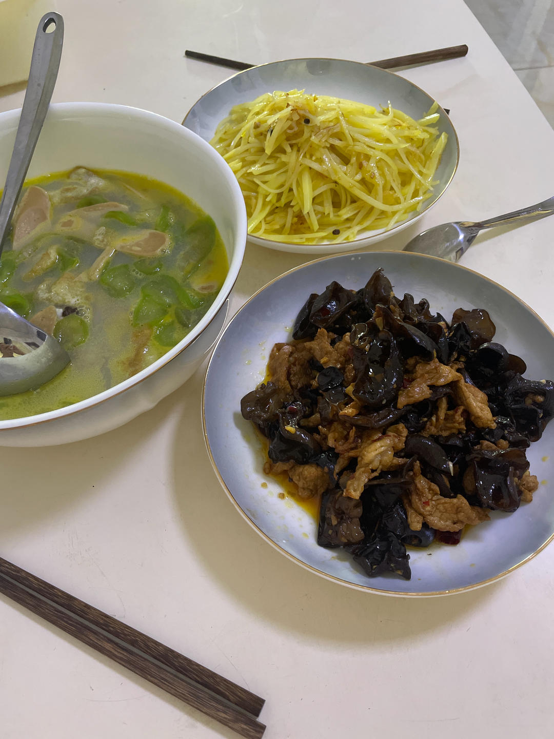 木耳炒肉片
