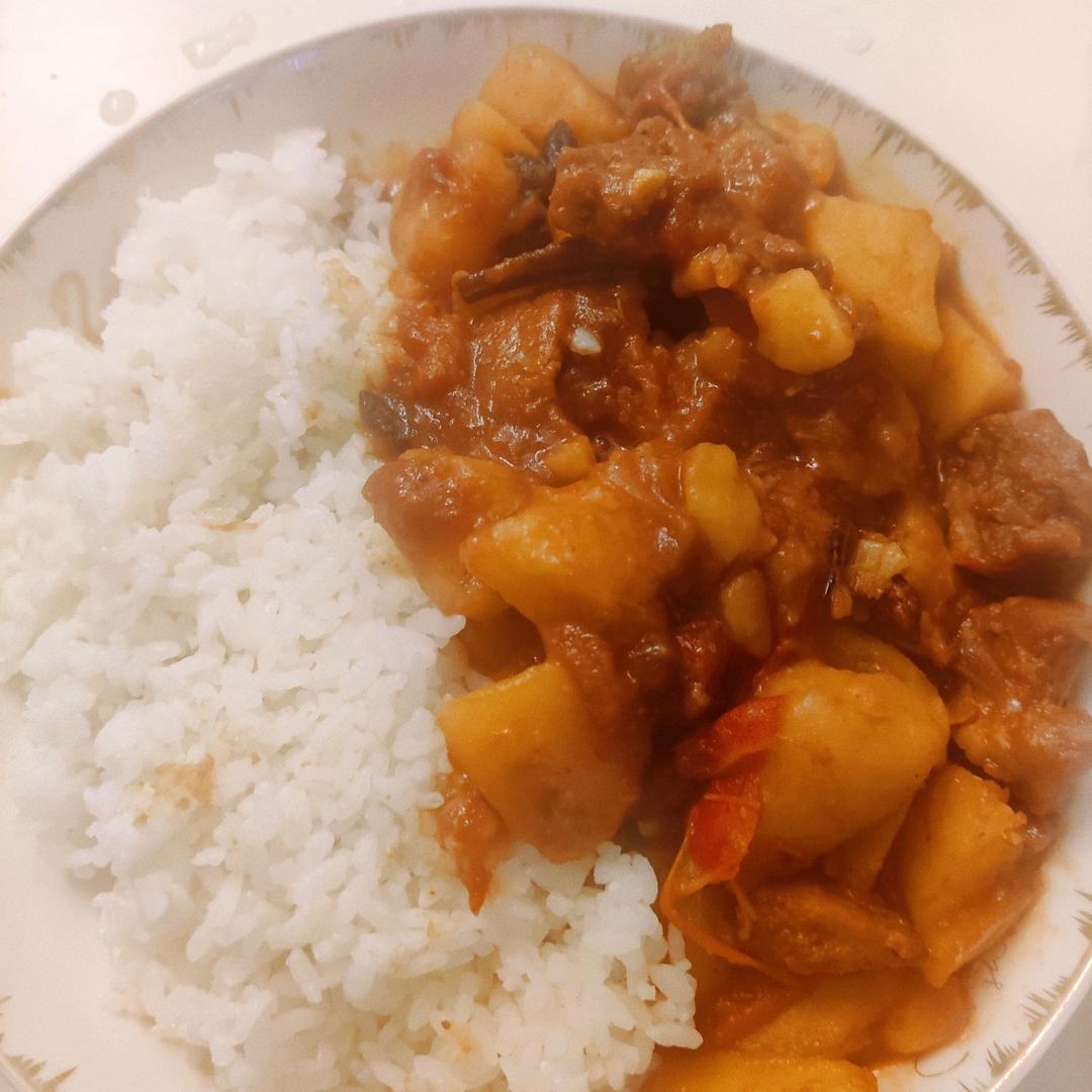 番茄土豆炖牛腩