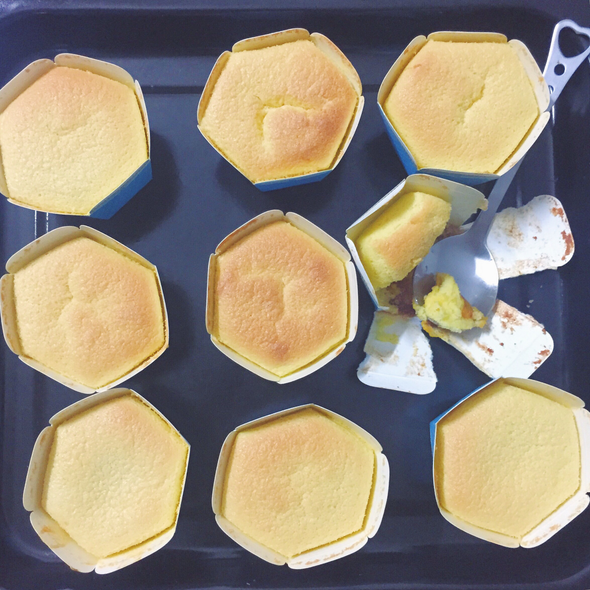 芒果流心杯蛋糕