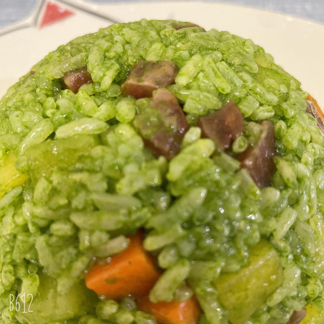 菠菜汁炒饭
