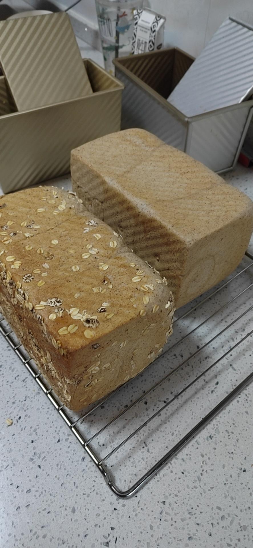 低卡黑麦全麦吐司