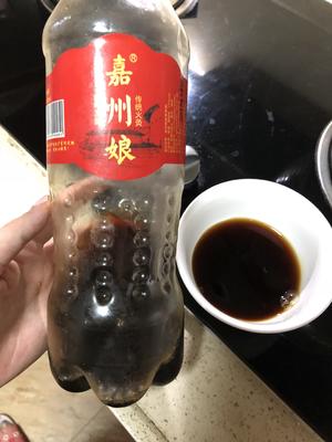 黄酒煮鸡子的做法 步骤4