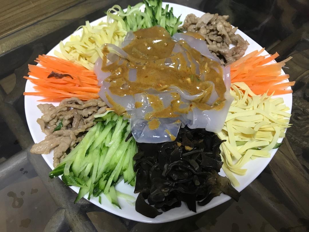 麻酱五彩拉皮