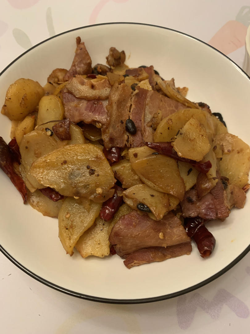 ㊙️好吃到多吃一碗饭的👍🏻［孜然培根土豆片］
